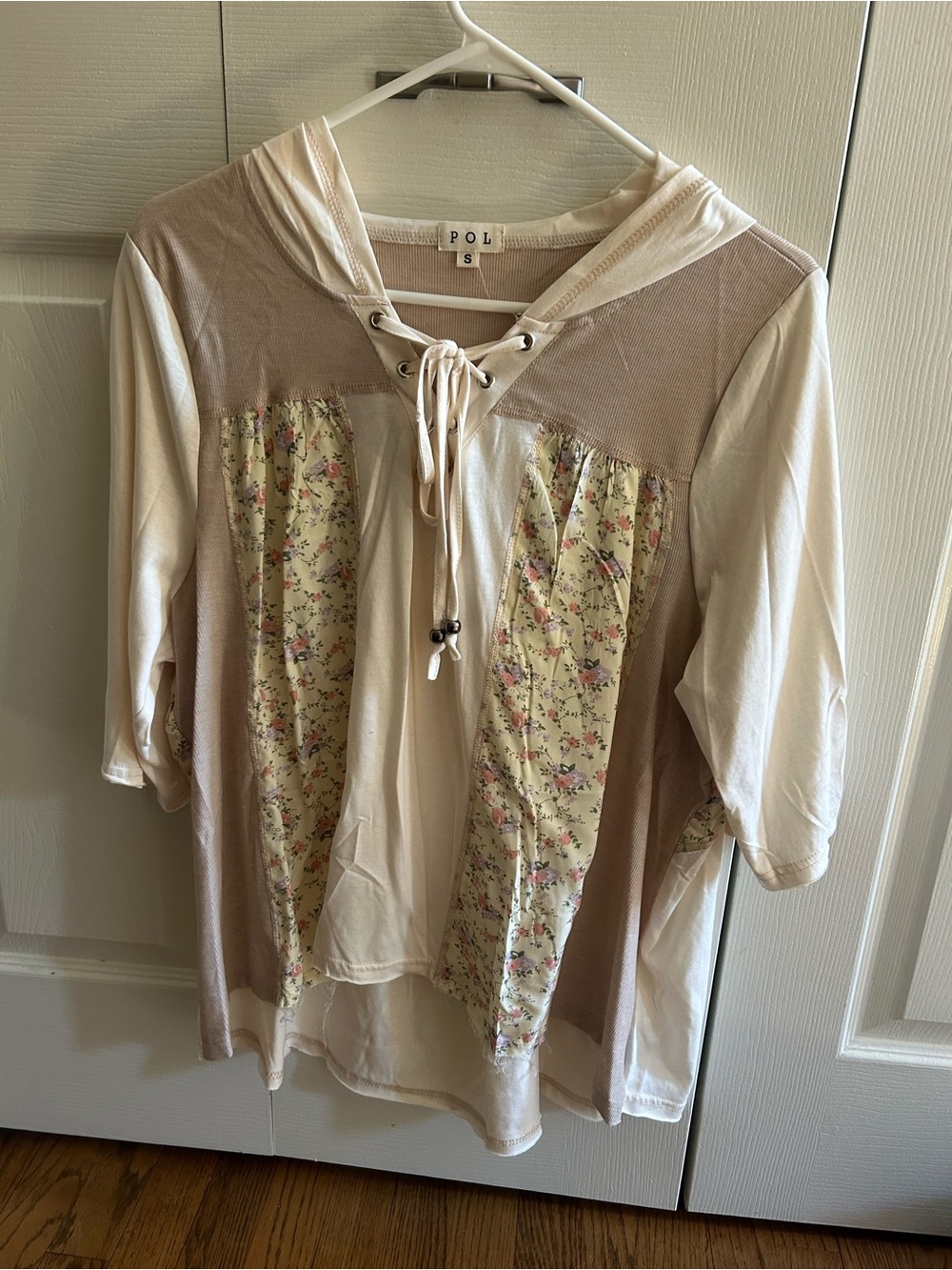 POL Cream and Beige Floral Lace-Up Hoodie Top